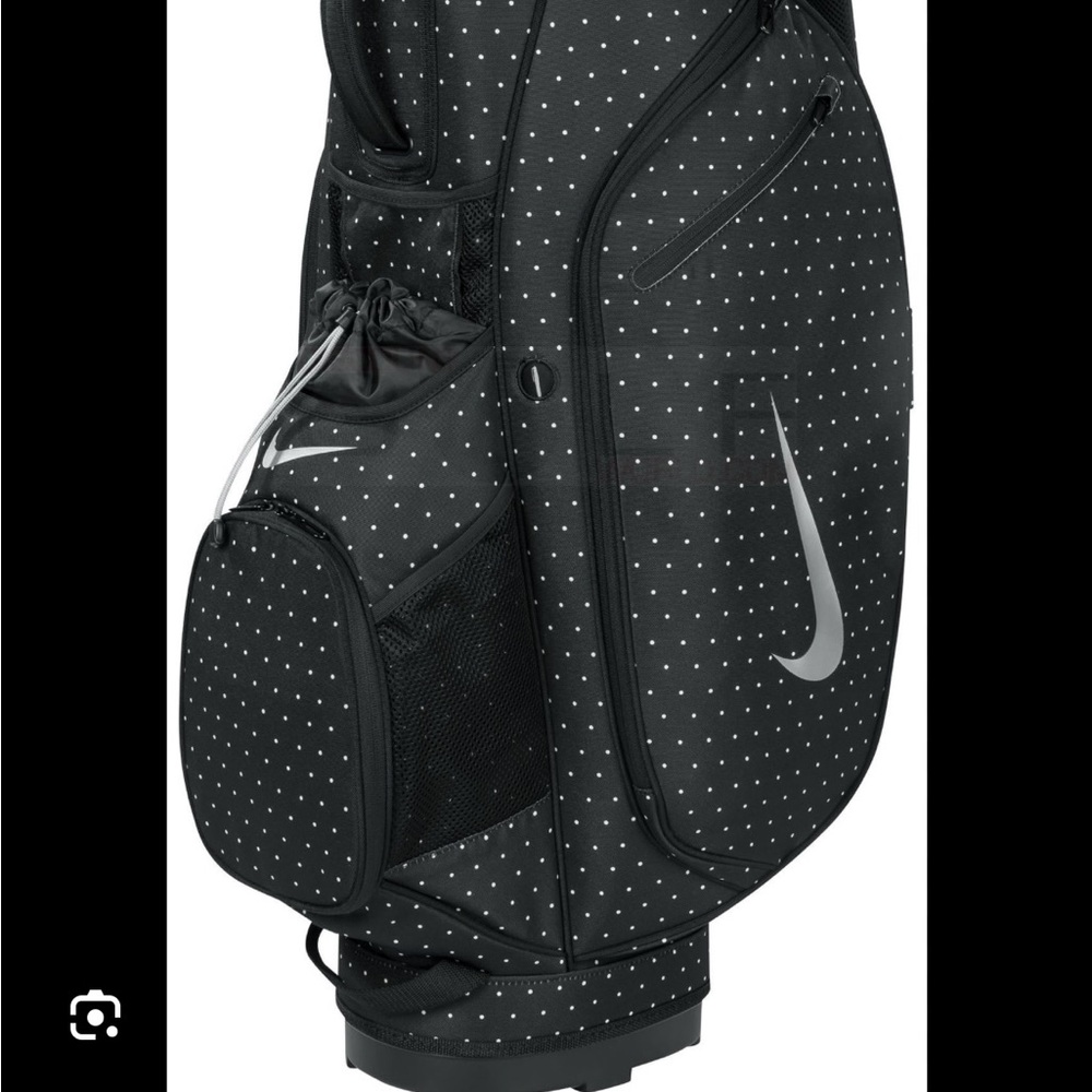 ISO polka dot Nike golf bag as pictured.